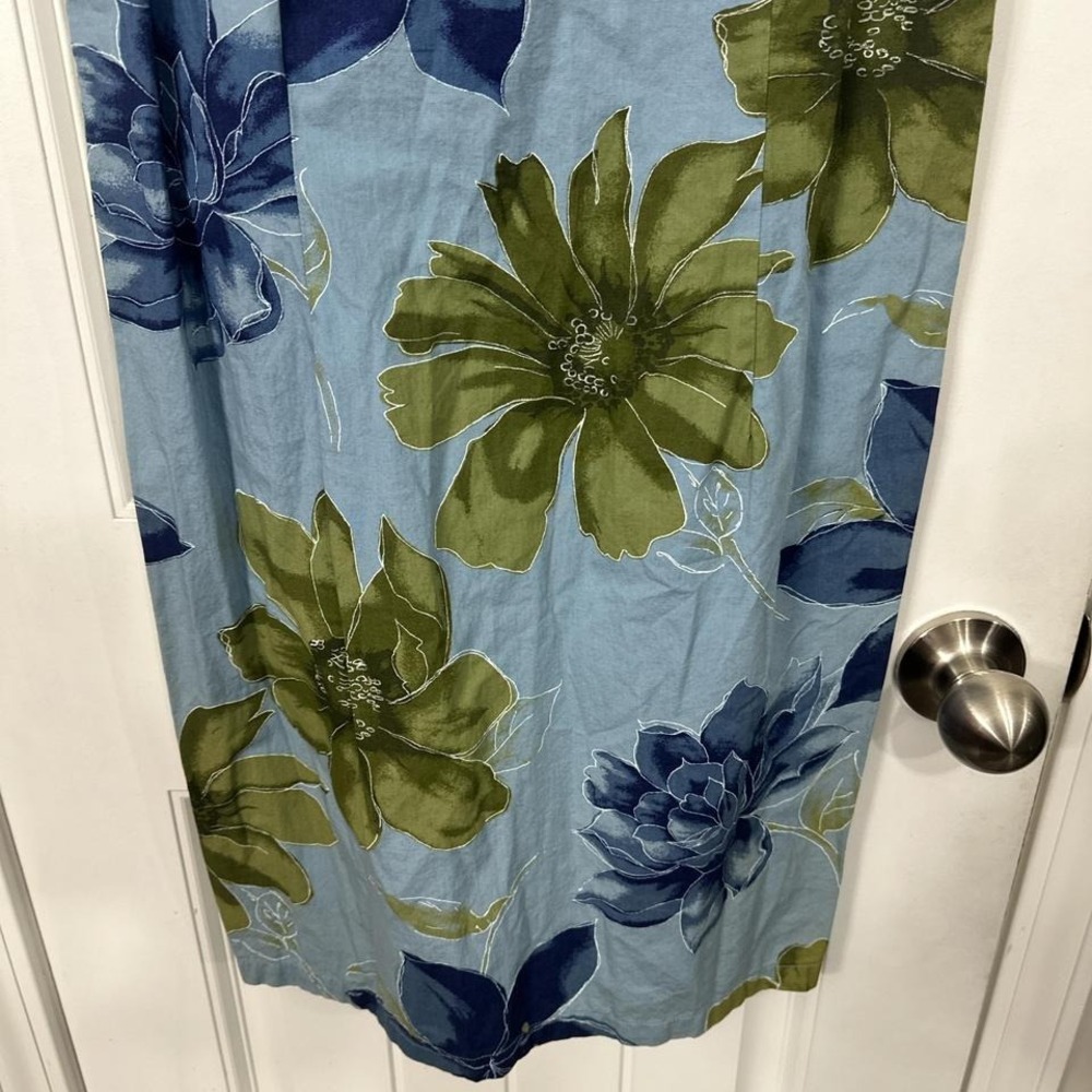 Blue tropical floral midi dress size medium. - Picture 3 of 8